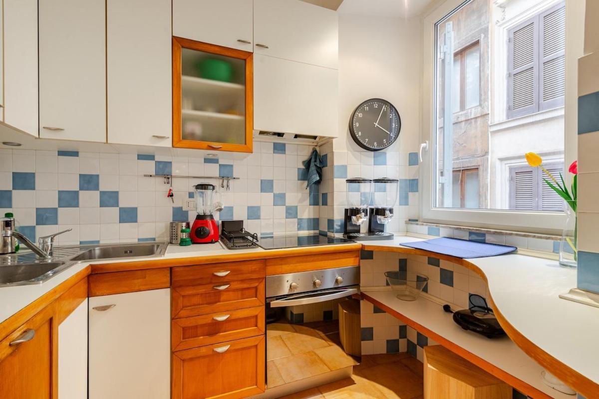 Apartment Trevi Fountain La Dolce Rome